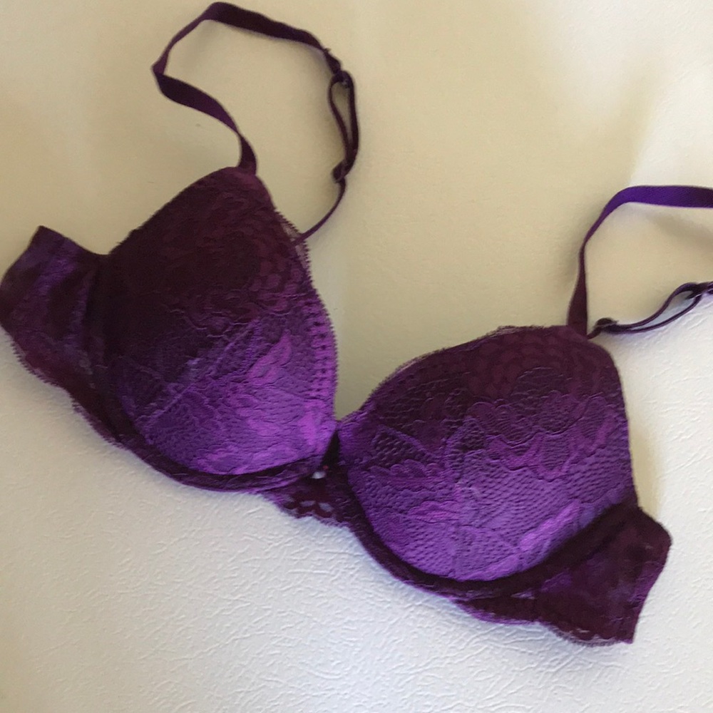Size 34A La Senza bra